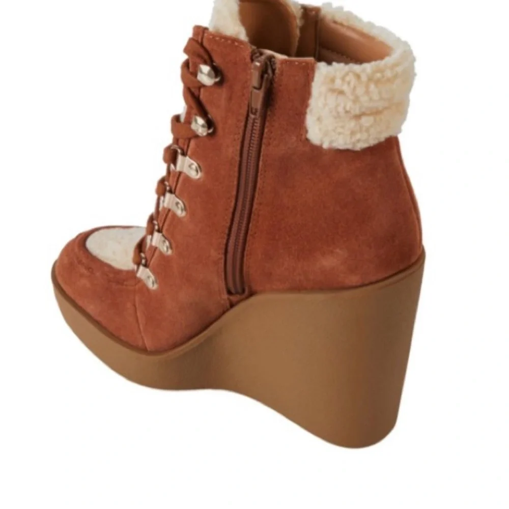 Rust Wedge booties - Picture 2 of 4